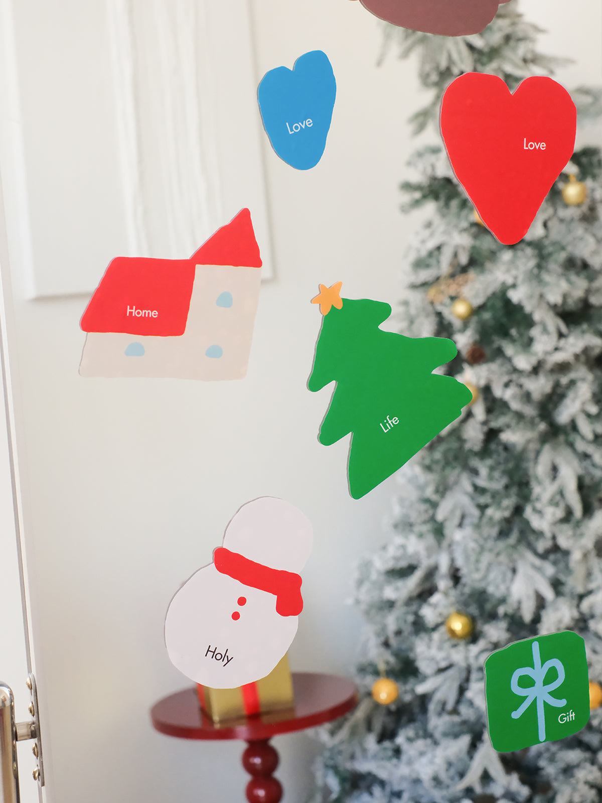 【氛围感贴纸】随处贴镜面墙面窗户玻璃多用途PVC彩色贴纸「小巧思大作用」