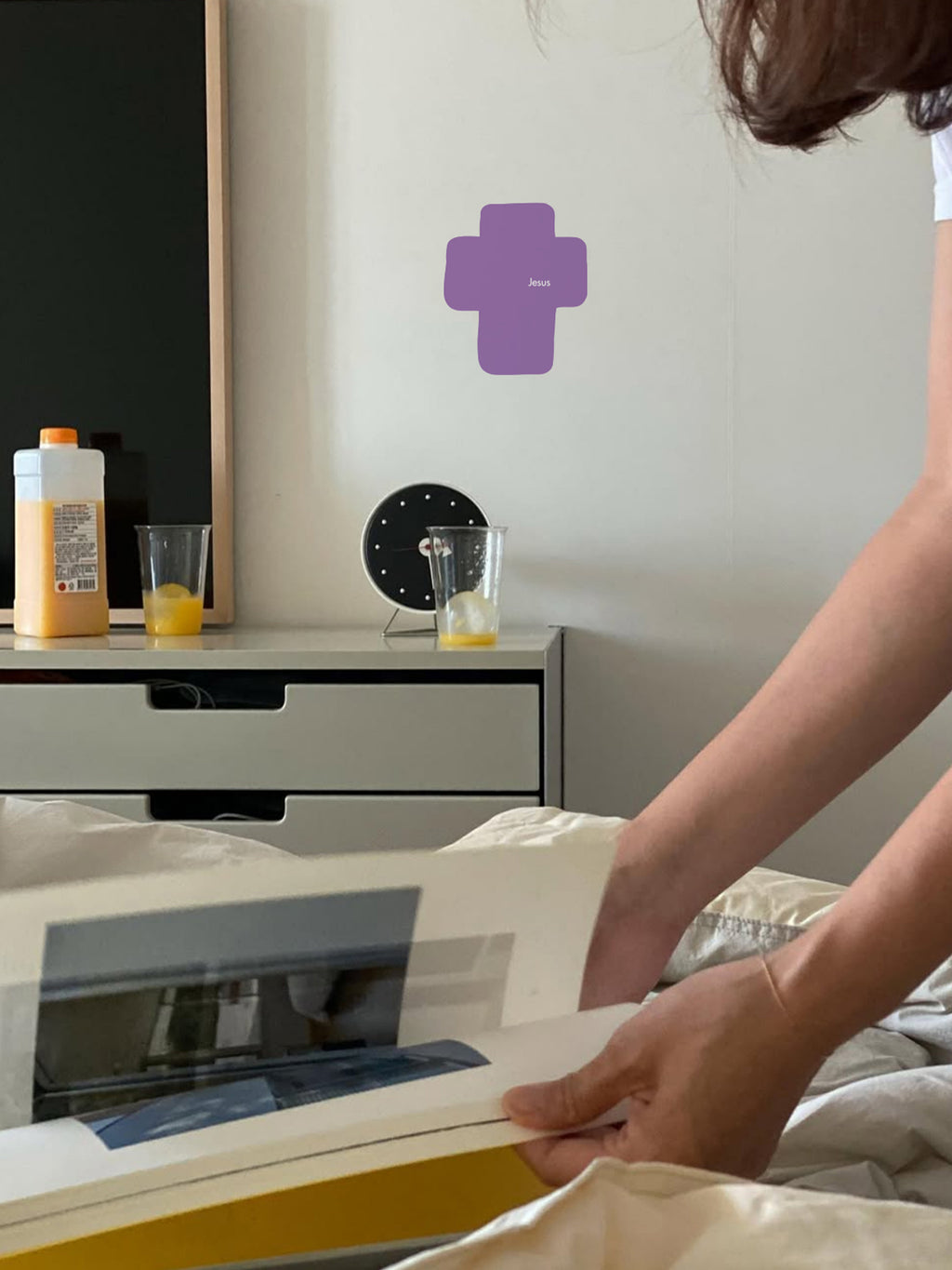 【氛围感贴纸】随处贴镜面墙面窗户玻璃多用途PVC彩色贴纸「小巧思大作用」