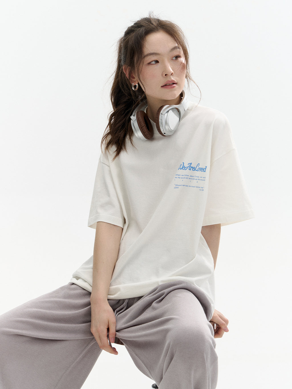 光盐生活馆夏季新款两色230克重磅纯棉宽松简约插画T恤情侣款短袖【被爱】