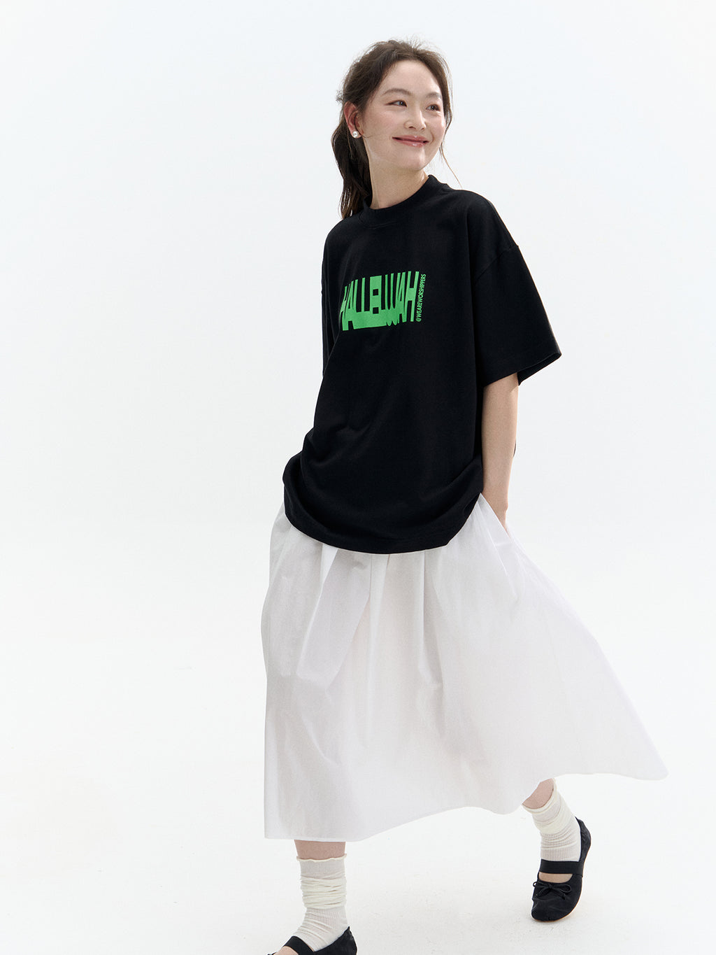 光盐生活馆夏季新款三色230克重磅纯棉宽松简约字母T恤情侣款短袖【赞美】